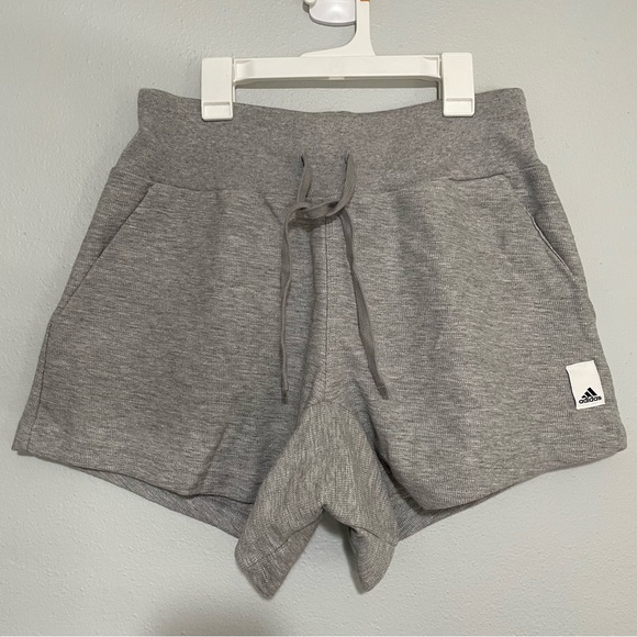 Adidas Lounge Terry Loop Shorts Medium Grey Heather - Picture 2 of 10